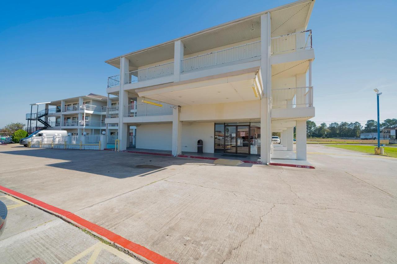 Americas Best Value Inn & Suites Гамбл Екстер'єр фото