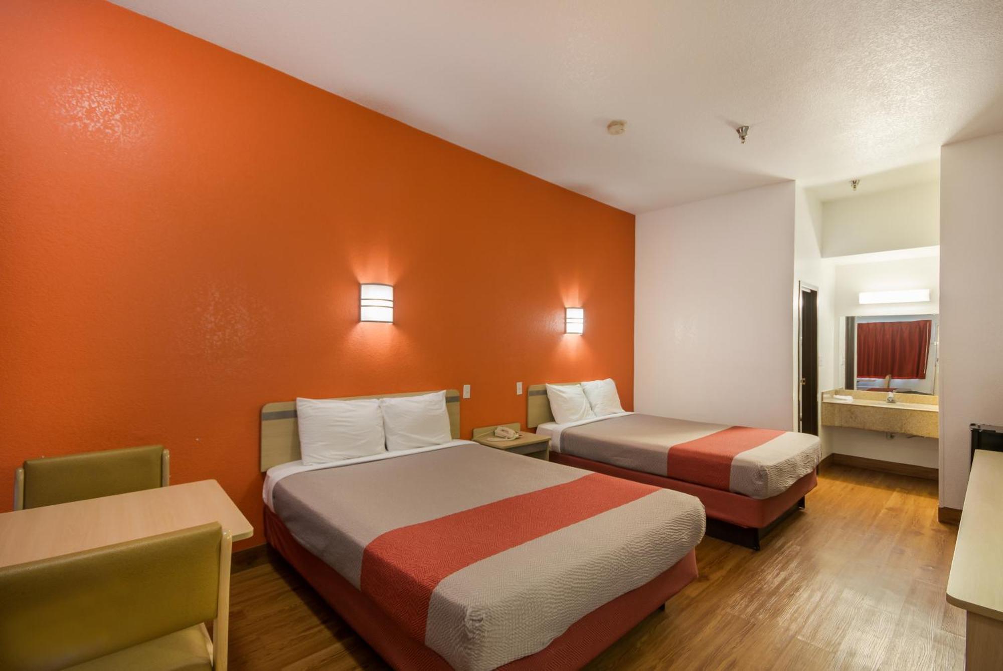 Americas Best Value Inn & Suites Гамбл Екстер'єр фото